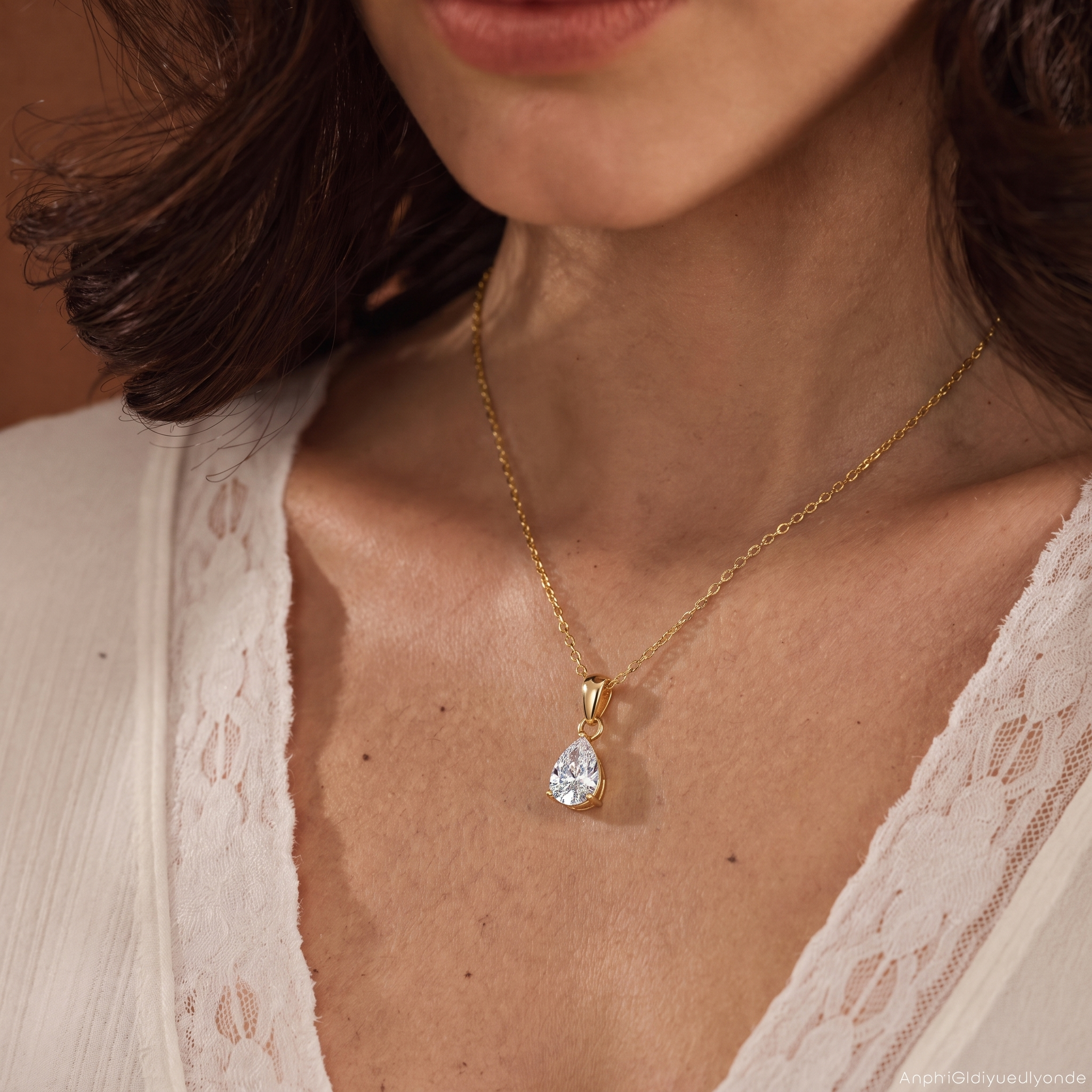 Teardrop Necklace